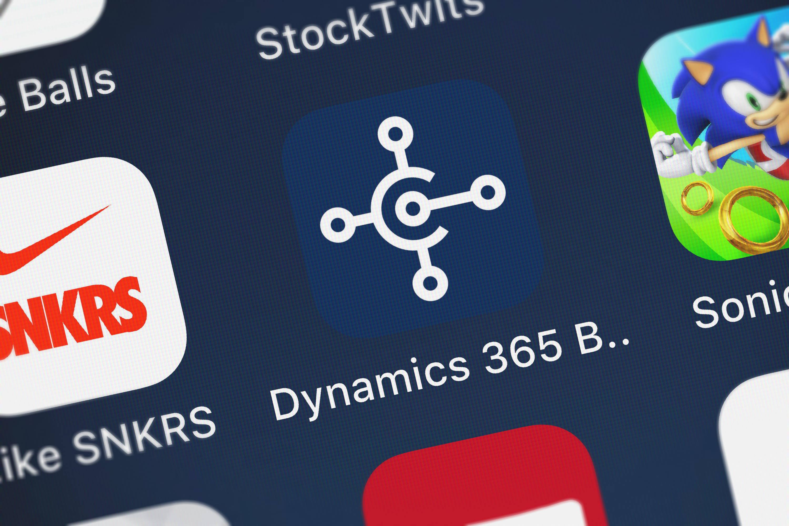 Microsoft Dynamics 365: Cloud vs On-Premises